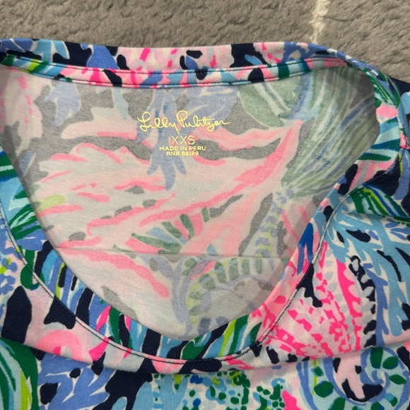 Lilly Pulitzer Finn Top - Picture 3 of 4